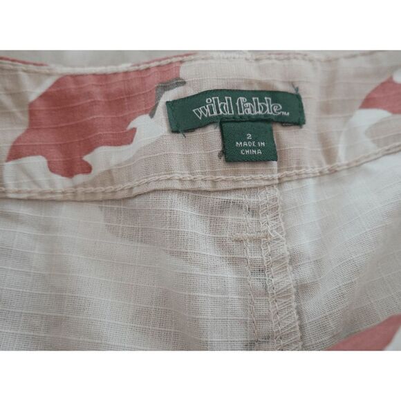 WILD FABLE | Camo Print High-Rise Cargo Size 2 - Picture 8 of 10